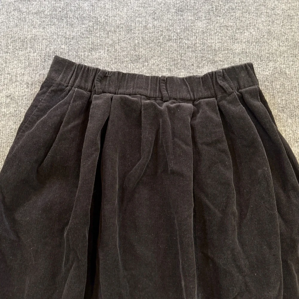 Vintage Susan Bristol Black Corduroy Button Midi Skirt Pockets Pleated Size 10
